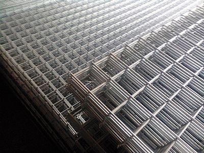 橋梁鋼筋網(wǎng)用于橋面鋪裝、機場跑道